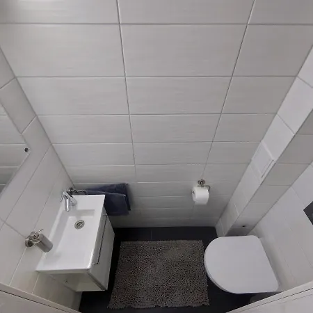 Esplanaadi 25 Pärnu