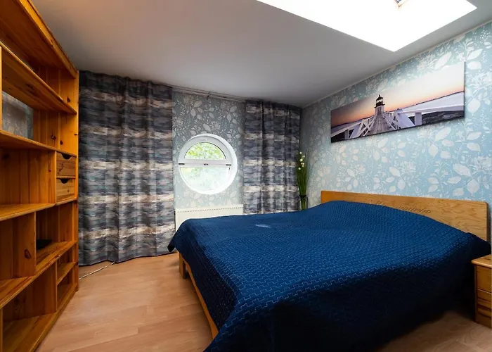 Esplanaadi 25 Pärnu